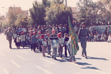 گزارش تصویری رژه ۳۱ شهریور ۳۰ سال پیش