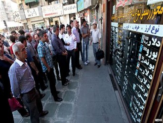 یک بام ودوهوای دولتمردان در قبال تعیین نرخ ارز