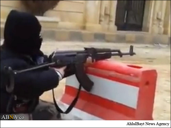 کوچکترین عضو داعش را بشناسید +تصاویر