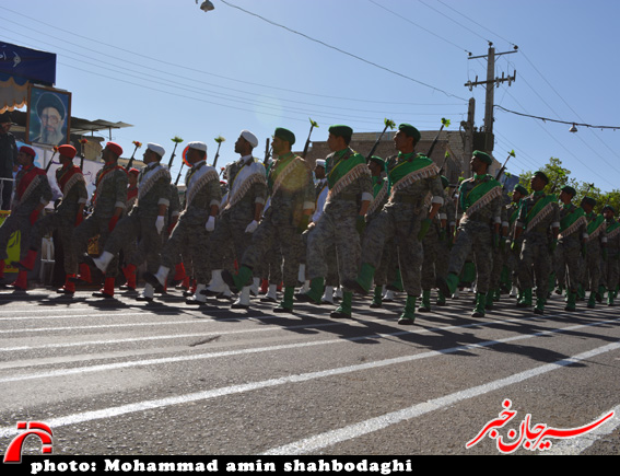 رژه با شکوه نیروهای مسلح در سیرجان/ گزارش تصویری