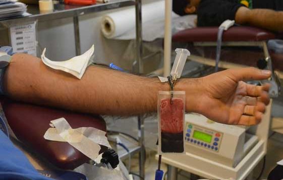 مردم اهدا خون را به روزهای آینده موکول کنند
