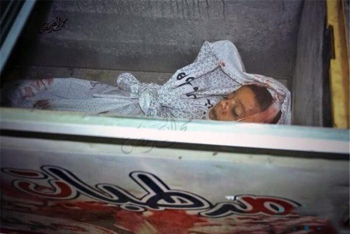 نگهداری شهدای غزه در یخچال مغازه‌ها+ عکس