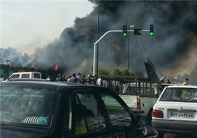 سقوط یک فروند هواپیمای مسافربری در مهرآباد/۴۵ نفر کشته و ۳ مجروح با حال وخیم+عکس