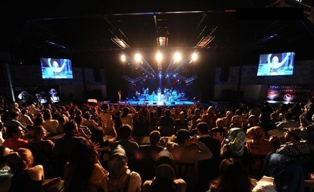 کیفیت پایین کنسرت ها ، قیمت بالای بلیط در سیرجان