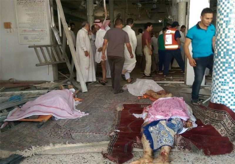 ۲۱ شهید در حمله تروریستی به مسجد شیعیان در قطیف عربستان + تصاویر