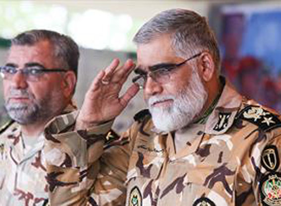 منتظر فرمان رهبر انقلاب برای آزادی قدس هستیم/ داعش و النصره کوچکند؛ دشمن اصلی ما آمریکا و اسرائیل است