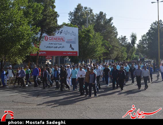 همایش پیاده روی کارکنان نیروهای مسلح سیرجان برگزار شد