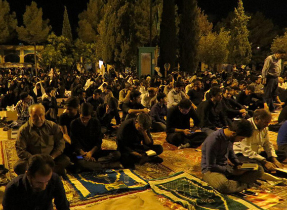 احیا شب نوزدهم ماه رمضان در سیرجان/ تصاویر