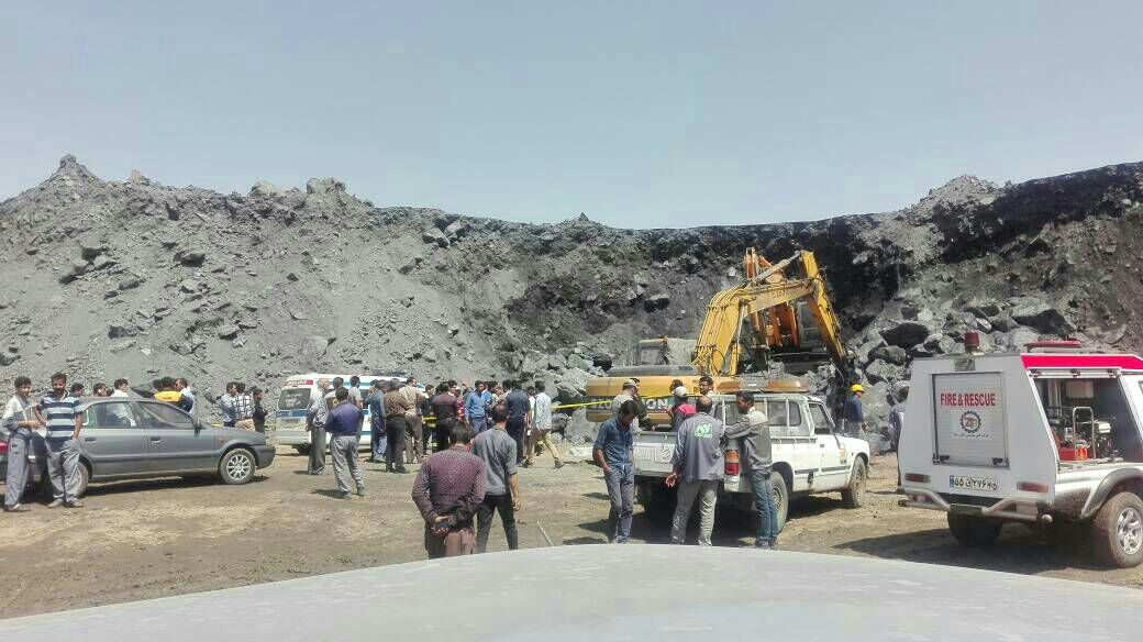 مرگ دلخراش راننده جوان بیل مکانیکی در معدن سنگ‌آهن گهرزمین