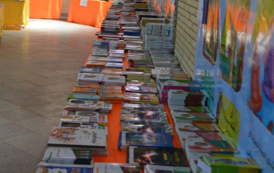 اولین نمایشگاه تخصصی کتاب و دفاتر اسلامی در سیرجان افتتاح شد/تصاویر