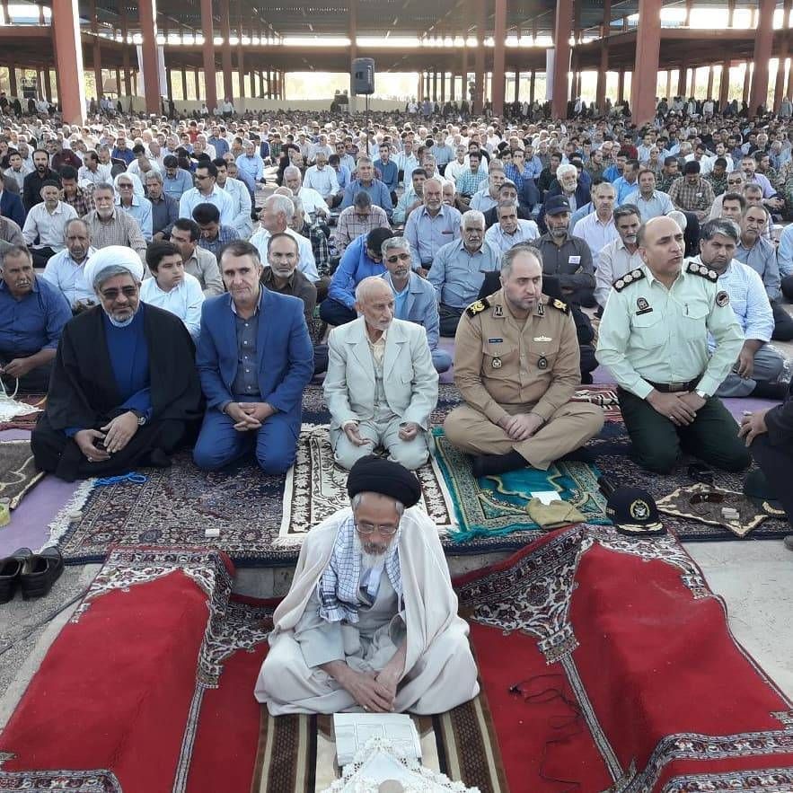 نماز عید سعید فطر در سیرجان اقامه شد
