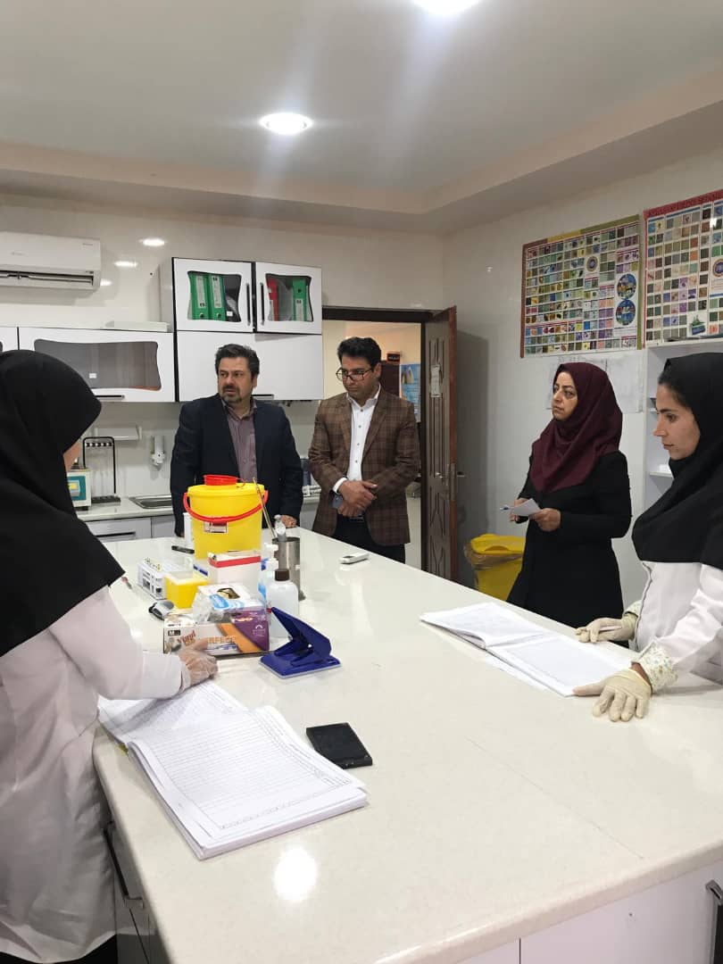 بازدید معاون بهداشتی دانشگاه علوم پزشکی کرمان از مراکز جامع پزشکی ارزوئیه /تصویر