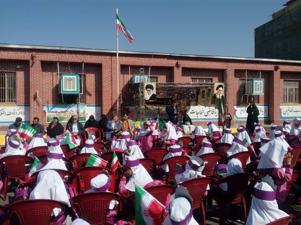 جشن شکوفه‌ها در مدارس سیرجان برگزار شد/تصاویر