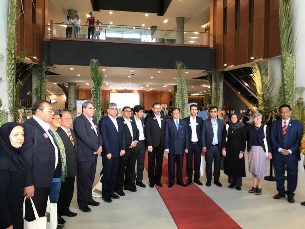 افتتاح نمایشگاه شهر کوچینگ توسط نخست وزیر و مقامات ارشد ایالات ساراواک کشور مالزی