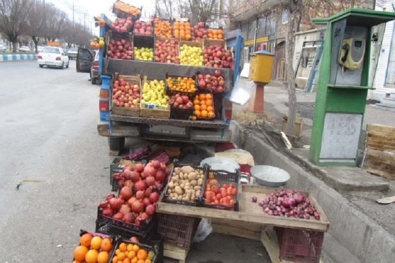 ساماندهی دستفروشان میوه و تره بارسیرجان