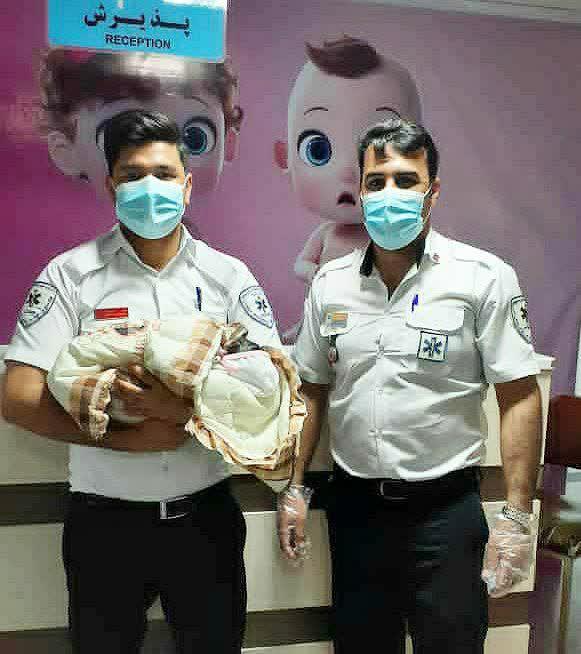 نوزاد عجول سیرجانی در آمبولانس اورژانس به دنیا آمد