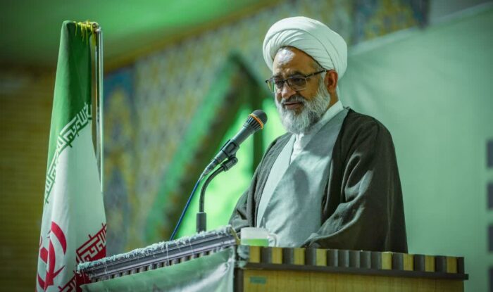 چالش با دشمن و ایستادگی در برابر او، به مراتب هزینۀ کمتری نسبت به سازش دارد