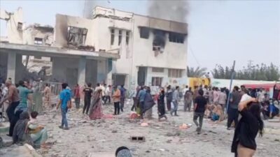 اهالی سیرجان به استقبال خانواده شهدای میناب آمدند